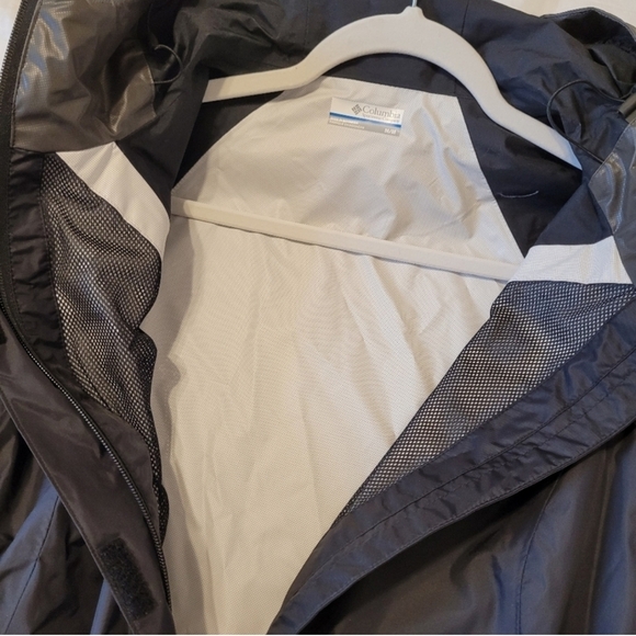 NWT Columbia Light windbreaker jacket - Picture 10 of 13